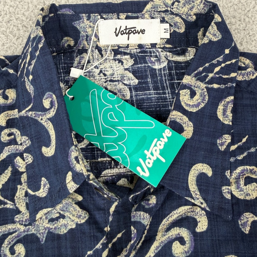 Vatpave Shirt Mens M Navy Floral Hawaiian Aloha Resort Coastal Button Up NWT - Picture 4 of 8